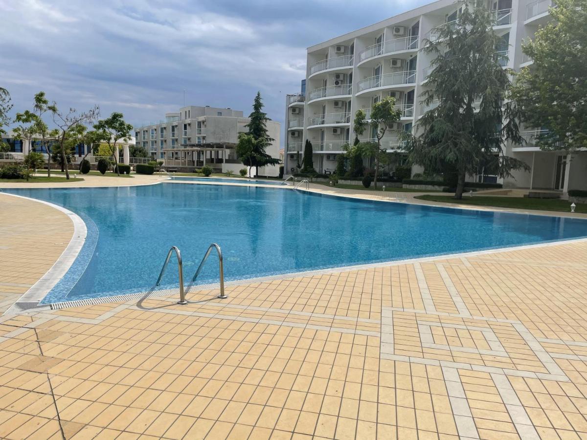 Day Dream Apartment Burgas ภายนอก รูปภาพ